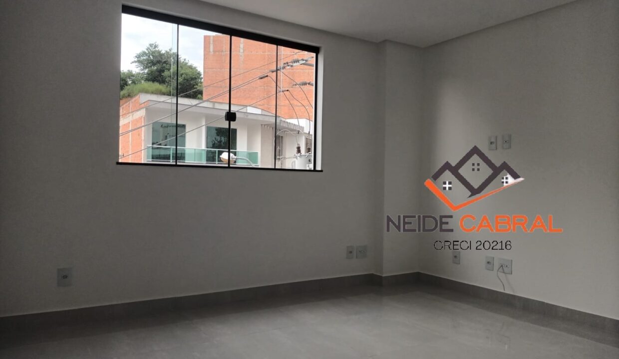 Neide 36 4
